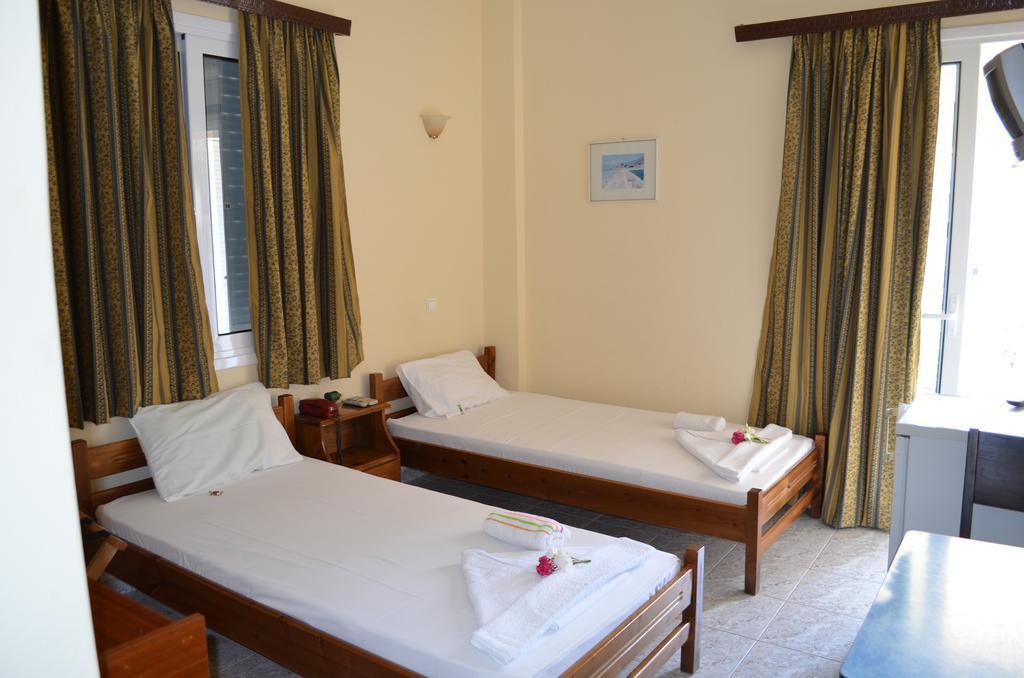Hotel Loula Rooms&Apartments Kamena Vourla Buitenkant foto